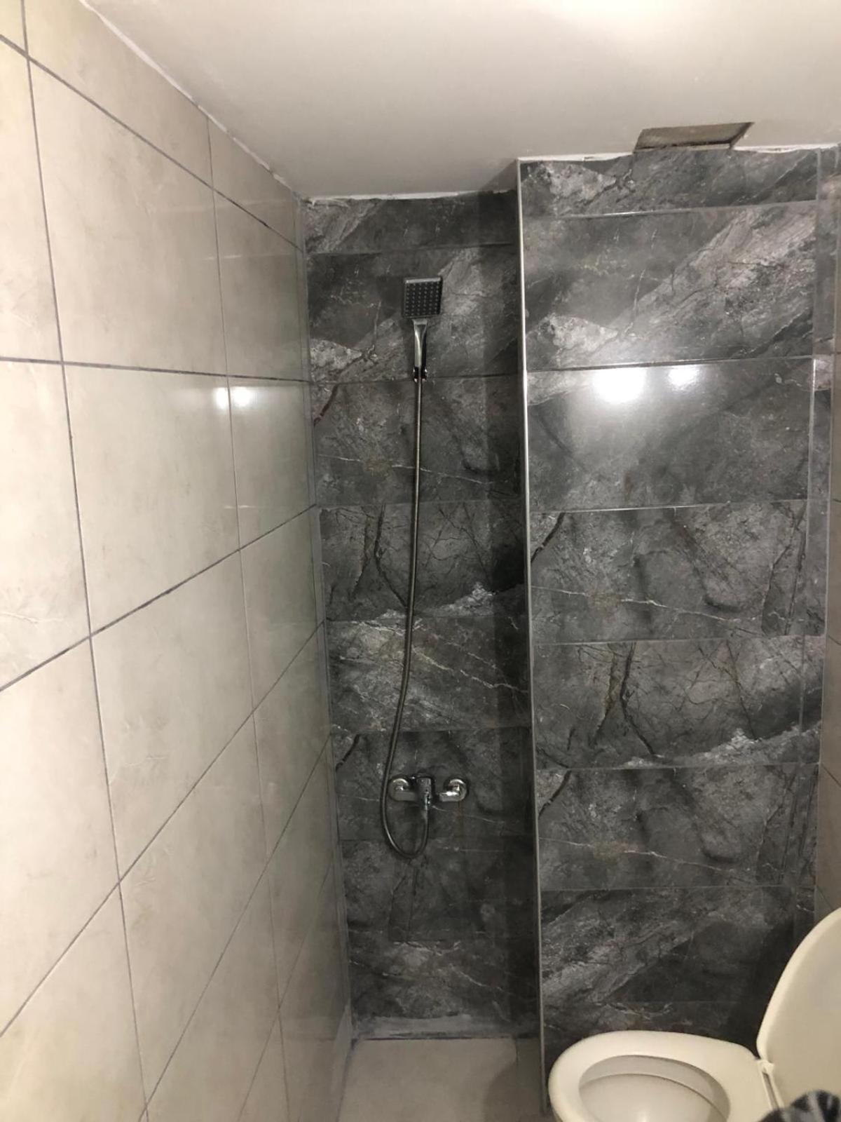 Oez Altinbasak Otel Ankara Esterno foto