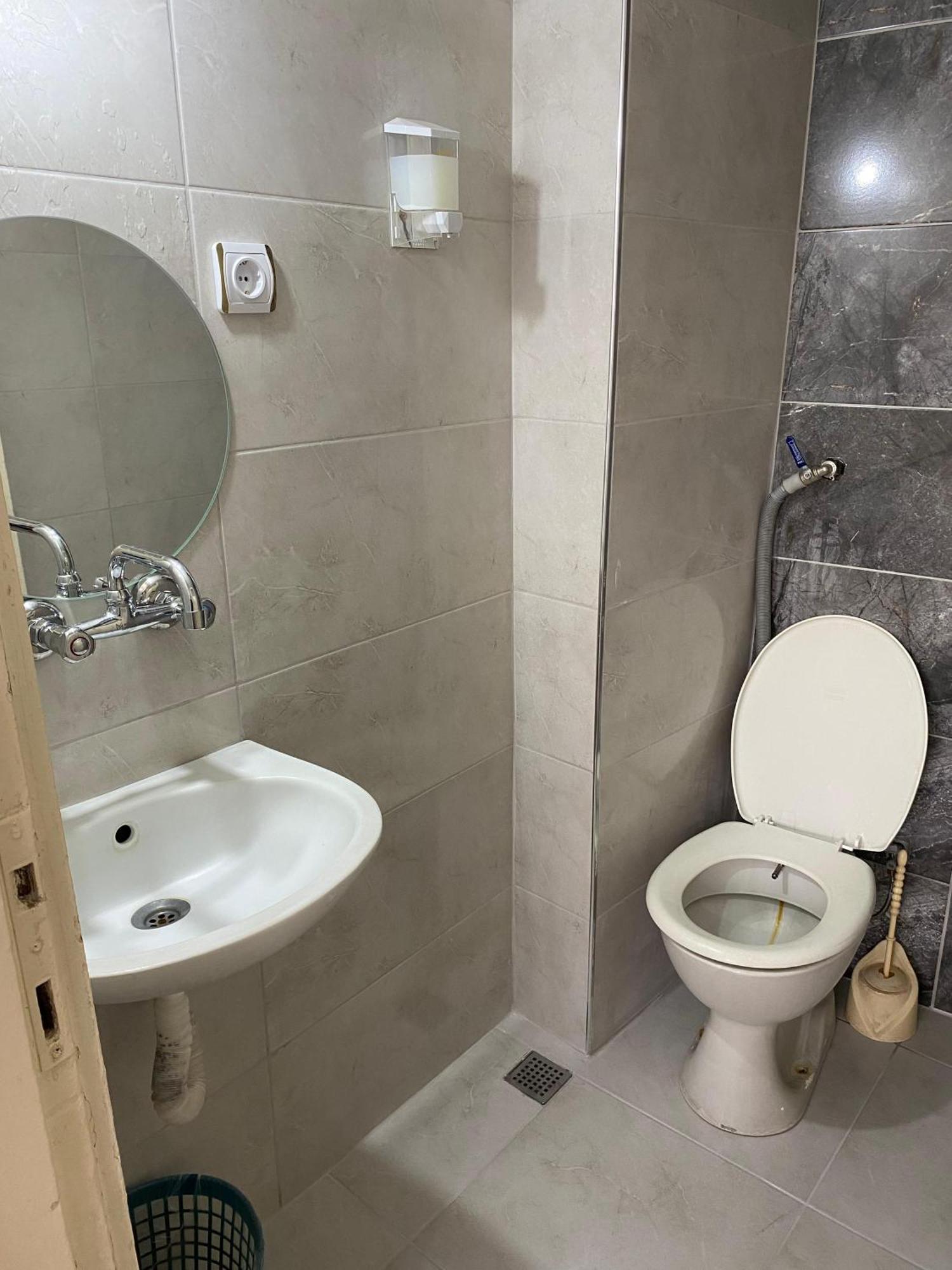 Oez Altinbasak Otel Ankara Esterno foto