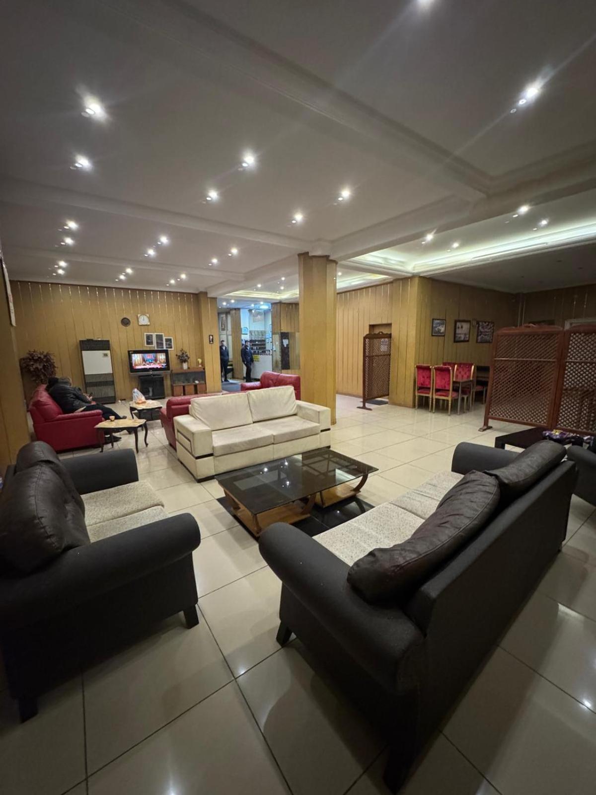 Oez Altinbasak Otel Ankara Esterno foto