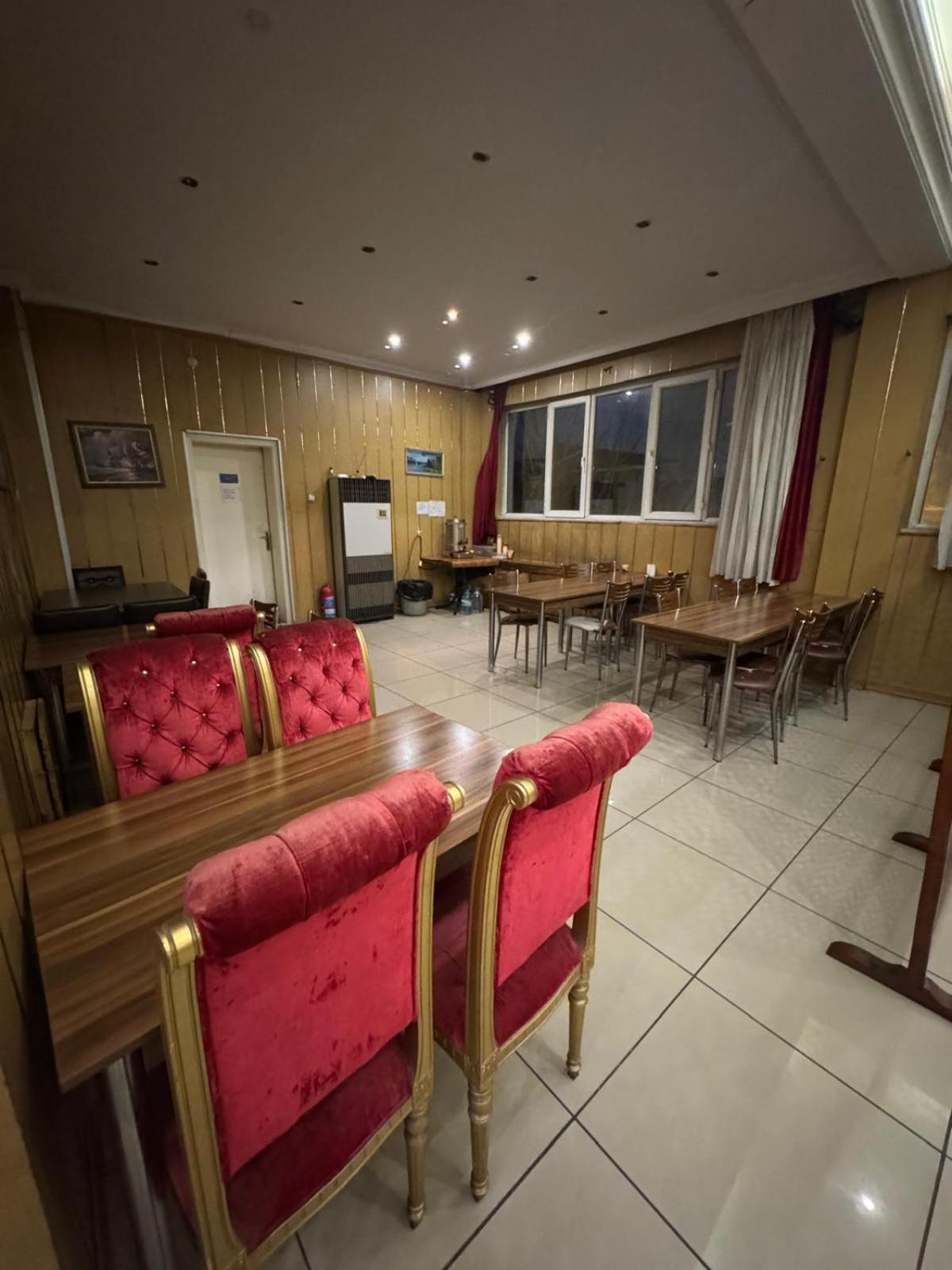Oez Altinbasak Otel Ankara Esterno foto
