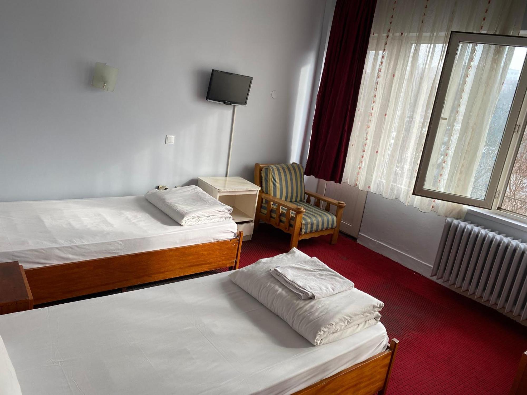 Oez Altinbasak Otel Ankara Esterno foto
